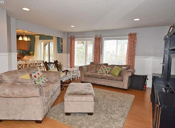 4th image of 1456 51st St