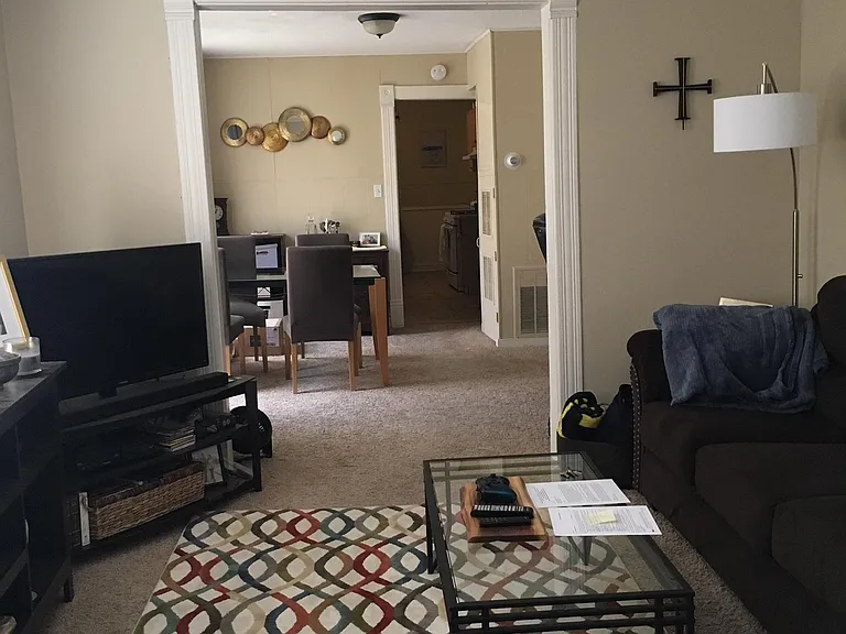 1606 Monroe St NE #1 — Photo 11