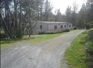 417 Opal Ln, Grants Pass, OR