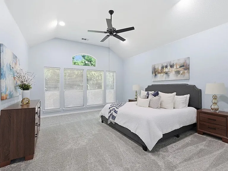 7000 Winthorp Dr — Photo 12