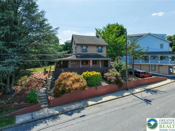 2020 S Lehigh Ave, Whitehall, PA 18052