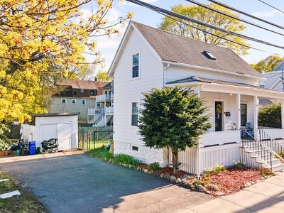 45 Valley St, Malden, MA, 02148