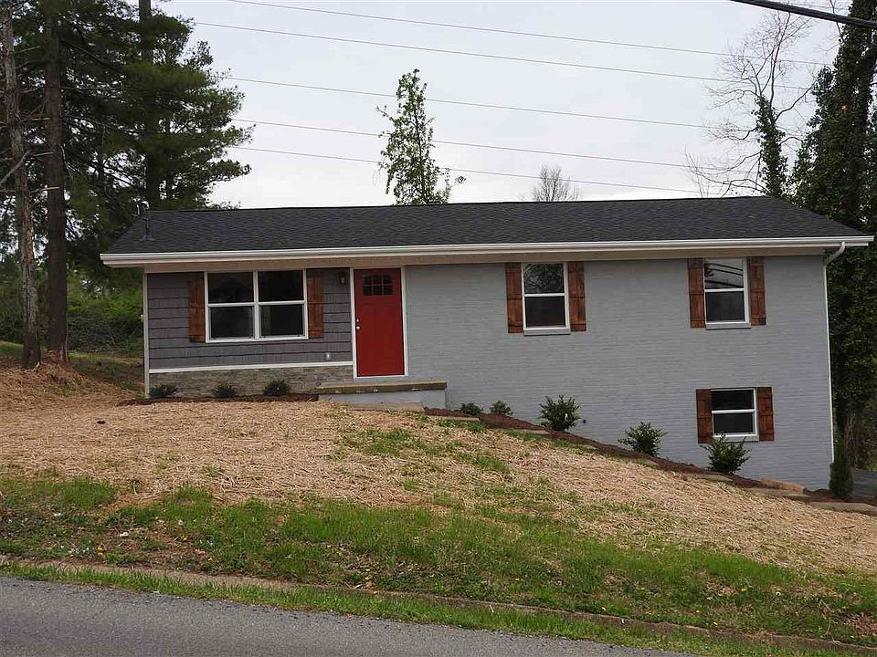 1st image of 1840 Rolling Brook Dr NE