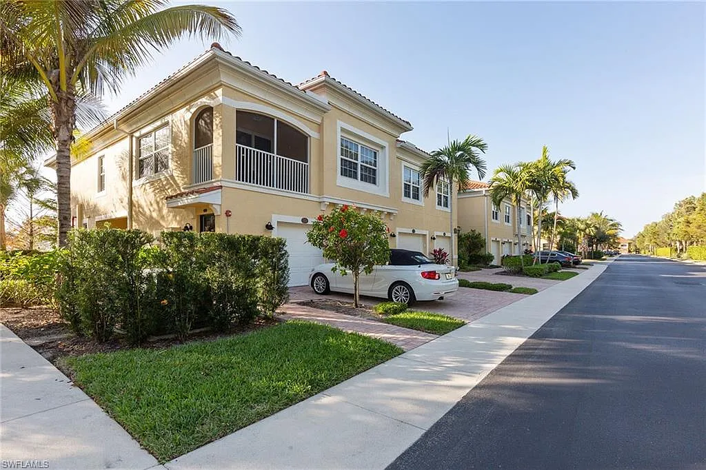 2 bed, 2.0 bath, 1468 sqft, $6,000 — Photo 1