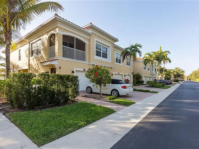23550 Alamanda Dr #101 — Photo 1