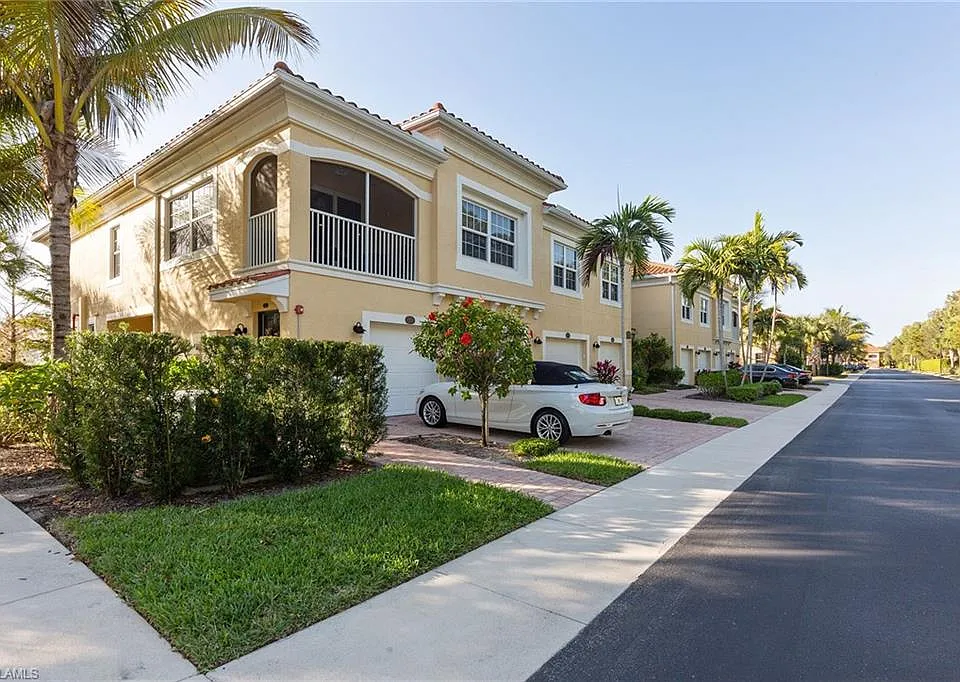 23550 Alamanda Dr #101