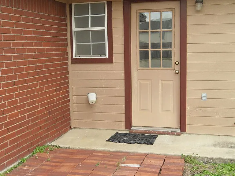 4303 Deek Dr — Photo 10