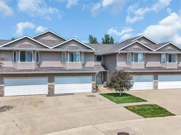 2312 Tallgrass Dr, Marion, IA 52302