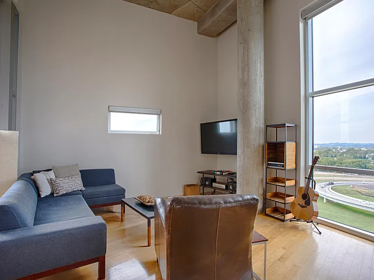 2115 Yeaman Pl #600 — Photo 9