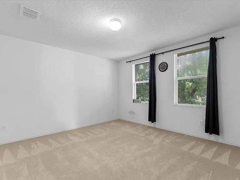 5401 Pandale Valley Dr — Photo 34