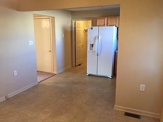 4th image of 292 Sycamore Dr #294