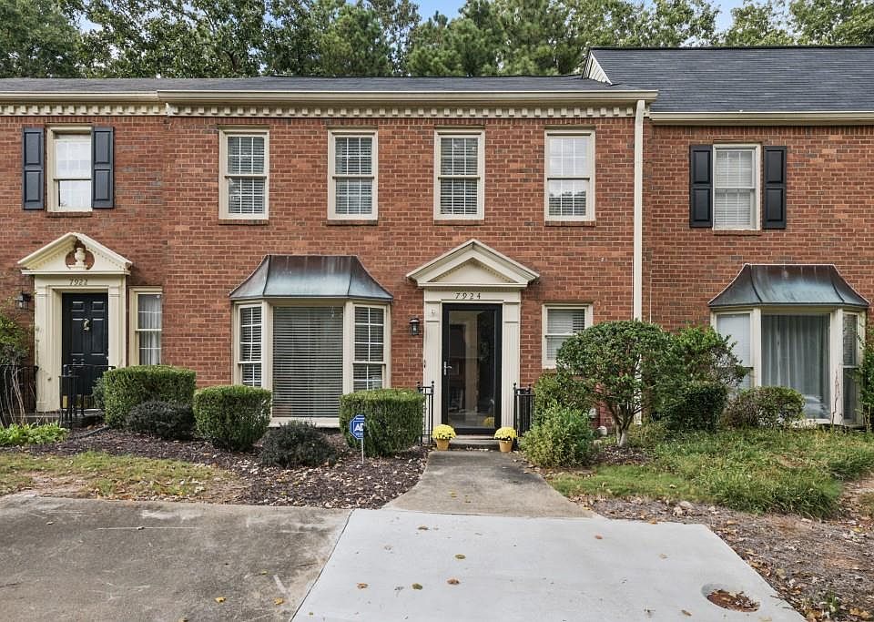 1st image of 7924 Briar Villa Pl