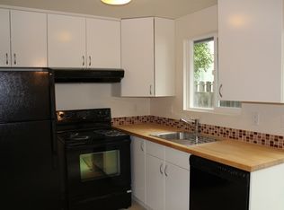 7043 SW Garden Home Rd, Portland, OR 97223