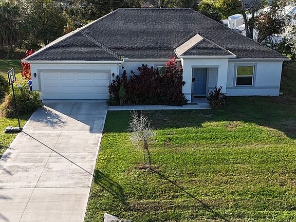 2nd image of 1014 Guava St