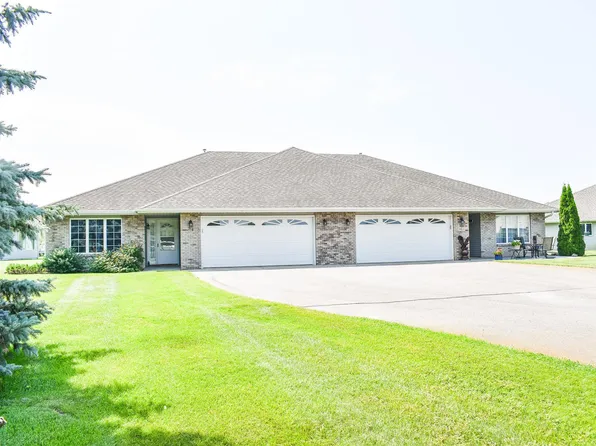 318 Voyager Dr, Alexandria, MN 56308