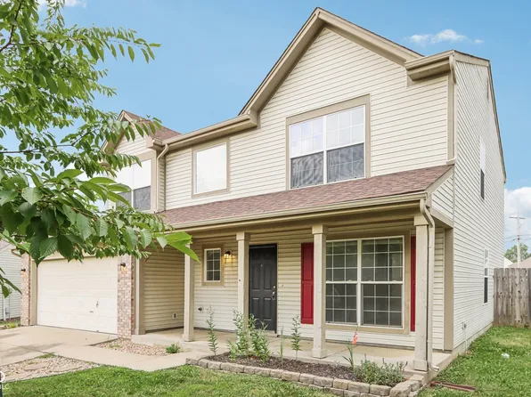 1052 Mosswood Cir, Franklin, IN 46131