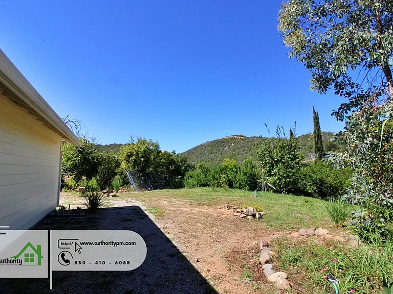 9657 Swasey Dr — Photo 19