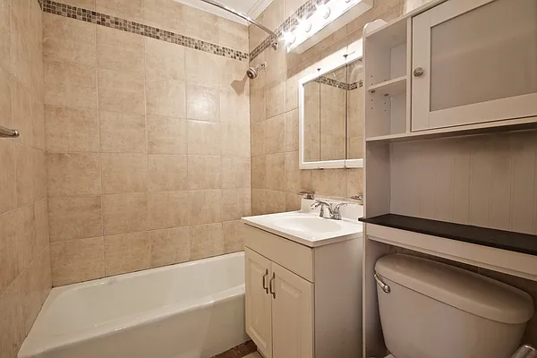 Rented by MNS | media 11