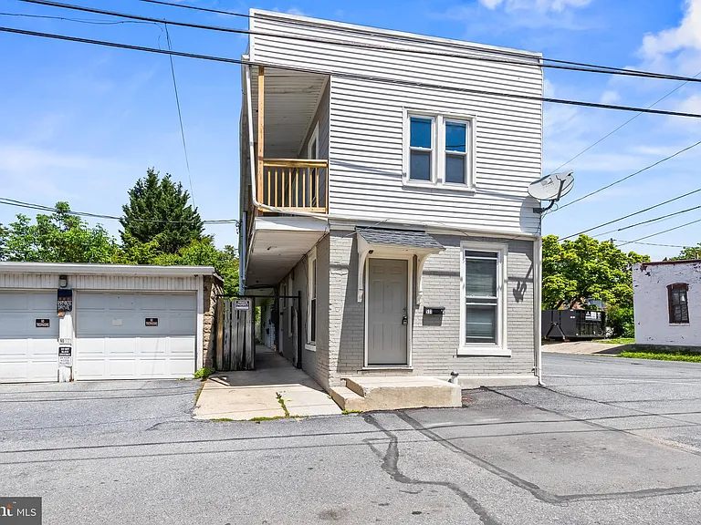 531 Walton St #4 — Photo 1