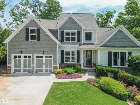 3347 Barry Ln, Gainesville, GA 30506