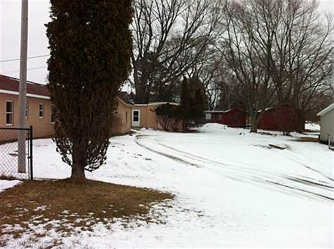 2nd image of 645 W Us Highway 10