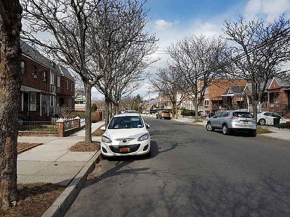 4th image of 6456 Alderton St