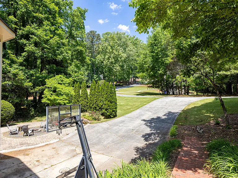 2124 Rockland Ct — Photo 10
