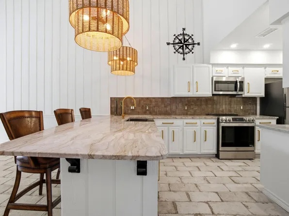 37 April Point, Montgomery, TX 77356