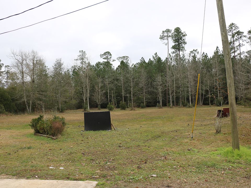 1st image of 65625 Loretta Dr