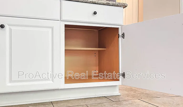 312 Ashlawn Dr #3 — Photo 5