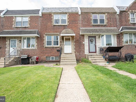 3rd image of 2836 Magee Ave