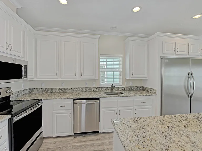 21 E Circle Dr #B — Photo 13