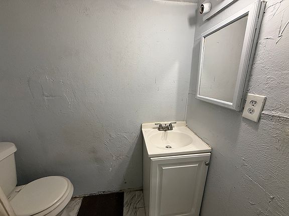 5th image of 1511 13th St #1