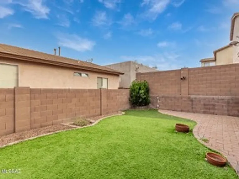3496 N Camino La Jicarrilla — Photo 13