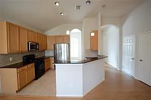 25202 Diamond Ranch Dr — Photo 1