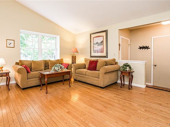 4th image of 111 Military Dr