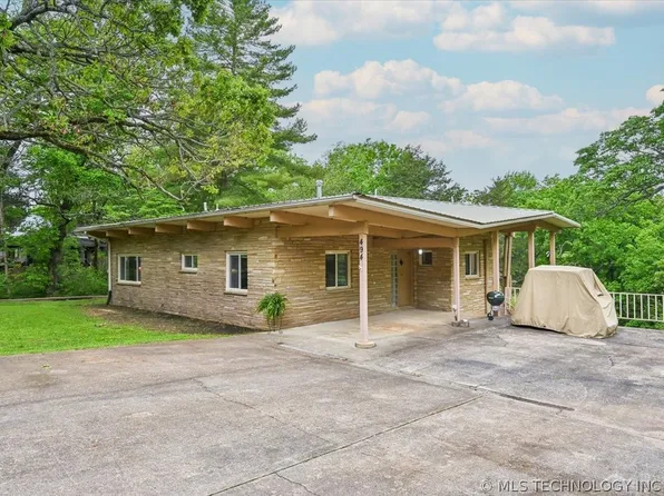 494 Cedar Blvd, Locust Grove, OK 74352