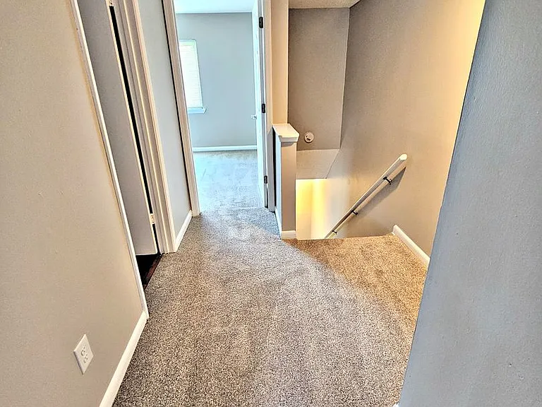 Avalon Cove Townhomes — Photo 56