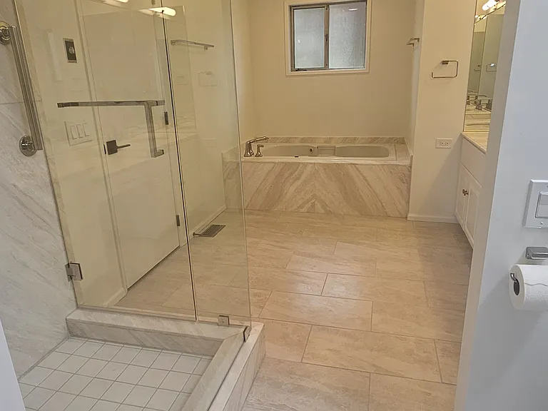 3803 E Lake Sammamish Shore Ln SE — Photo 18