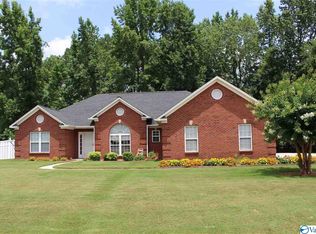 157 Preswick Pl NW, Huntsville, AL 35806