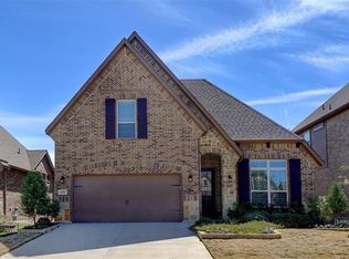 432 Chestnut Ln, Roanoke, TX 76262