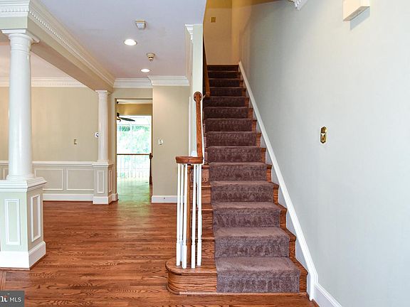 5th image of 10431 Breckinridge Ln