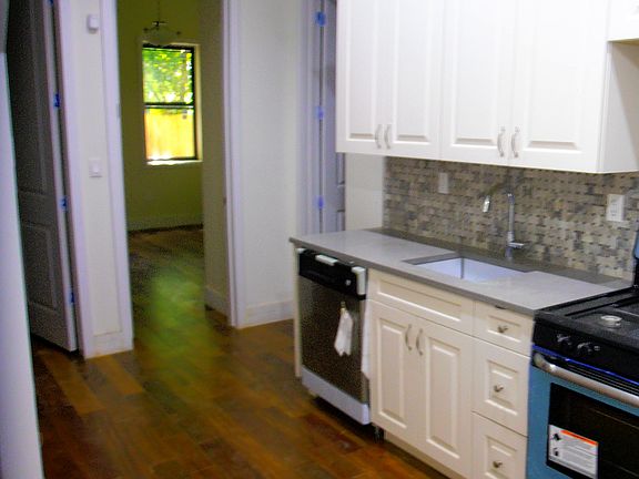 3rd image of 571 Greene Ave ##4