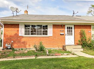 9405 Dee Rd, Des Plaines, IL 60016