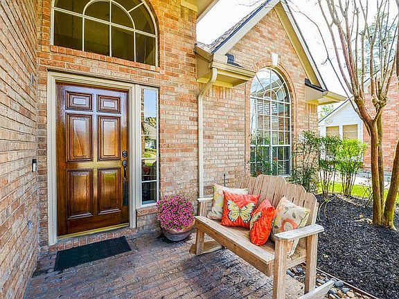 2nd image of 13511 Catalano Ct