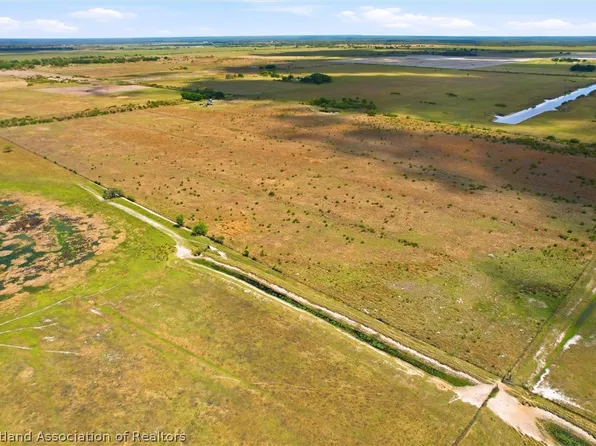 524 Lott Grade, Venus, FL 33960