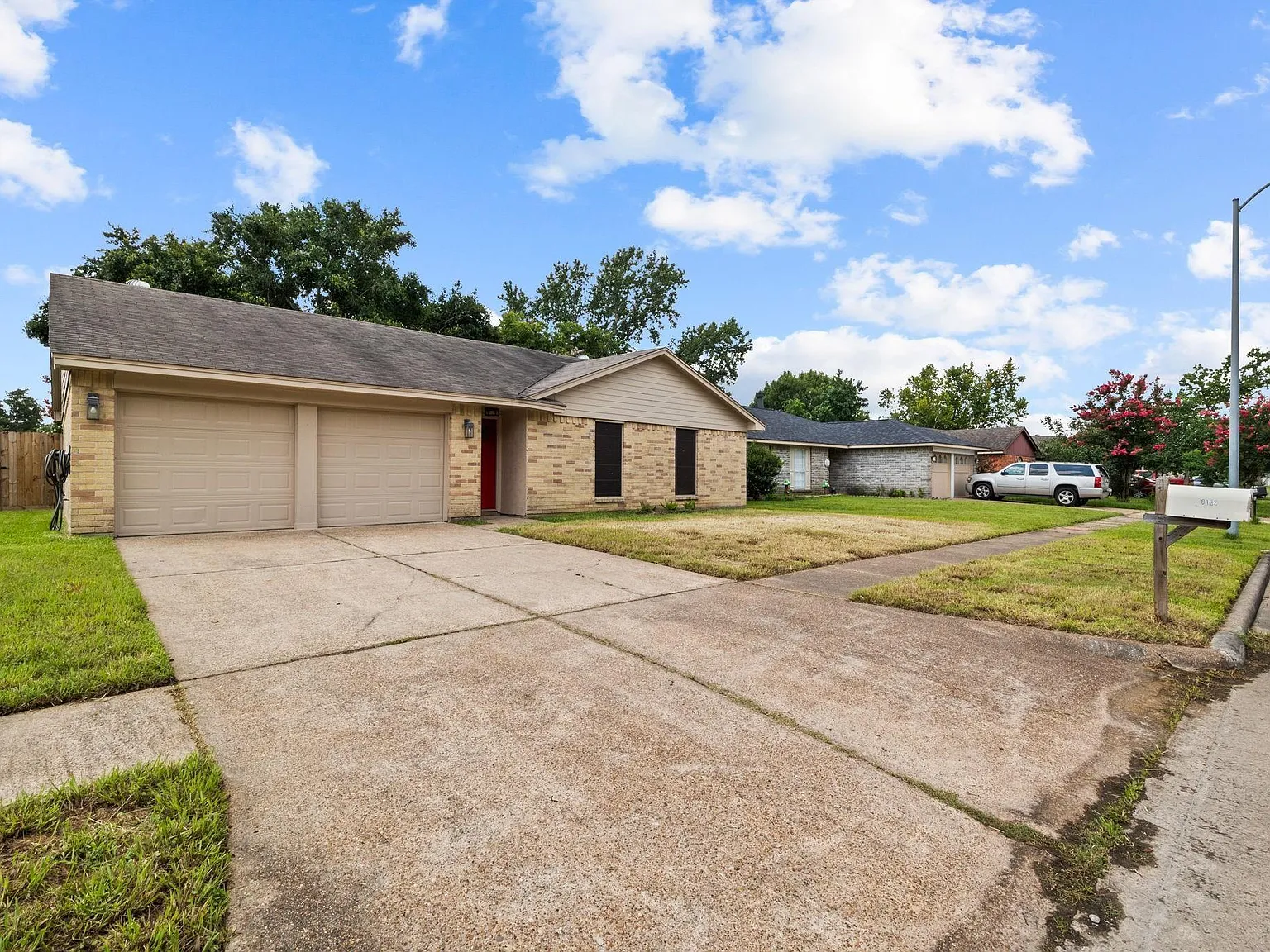 3 bed, 2.0 bath, 1226 sqft, $1,750 — Photo 3
