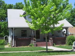 1612 Lake Ave, Gothenburg, NE 69138