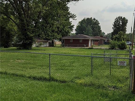 4th image of Mary Lee Dr
