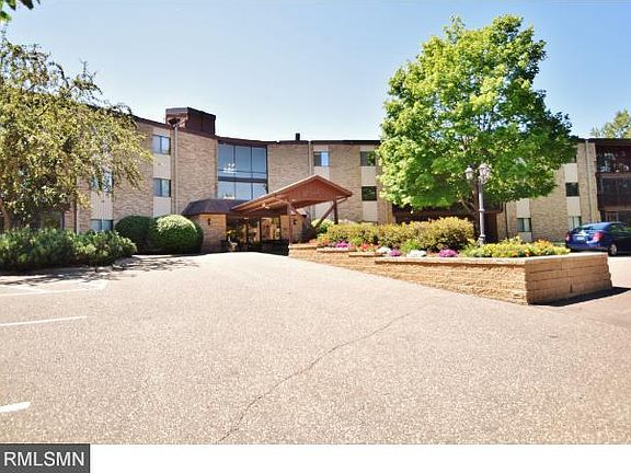 4th image of 2680 Oxford St N APT 136